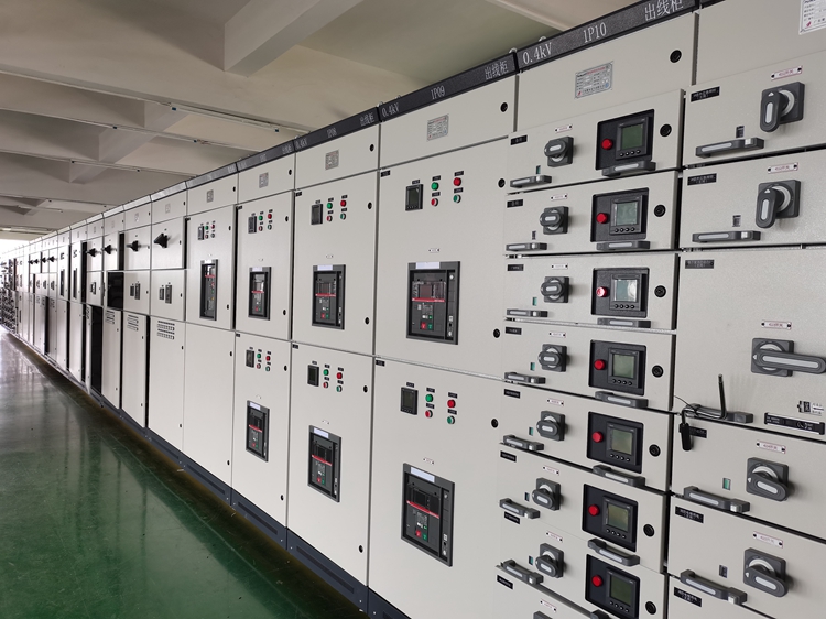 配電柜廠家淺析：GCK低壓開關(guān)柜工藝特點.jpg